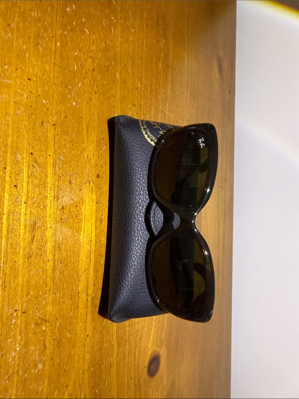 Ray-Ban Black Sunglasses with Black Case